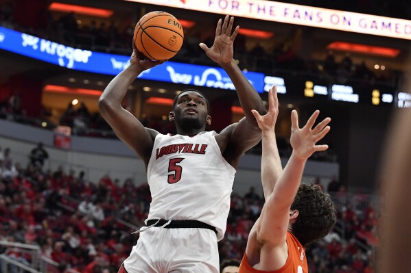 Louisville hopes top 10 recruiting class transfers spur rebound